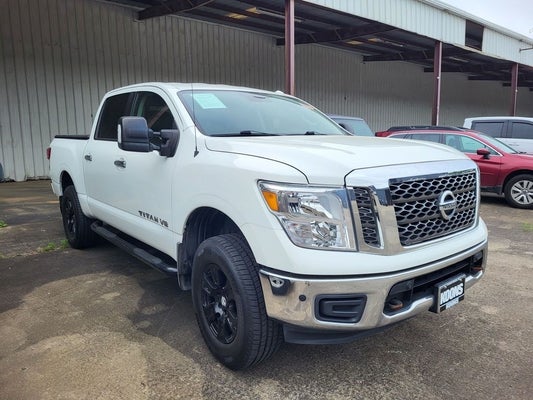 2018 Nissan Titan SV w/ Convenience & Leather & Tow & Utility Packages in Hendersonville, NC - Auto Advantage